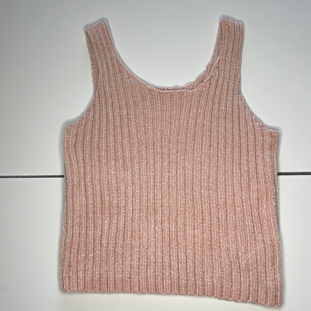 1709- Art Class light pink soft sweater tank- large